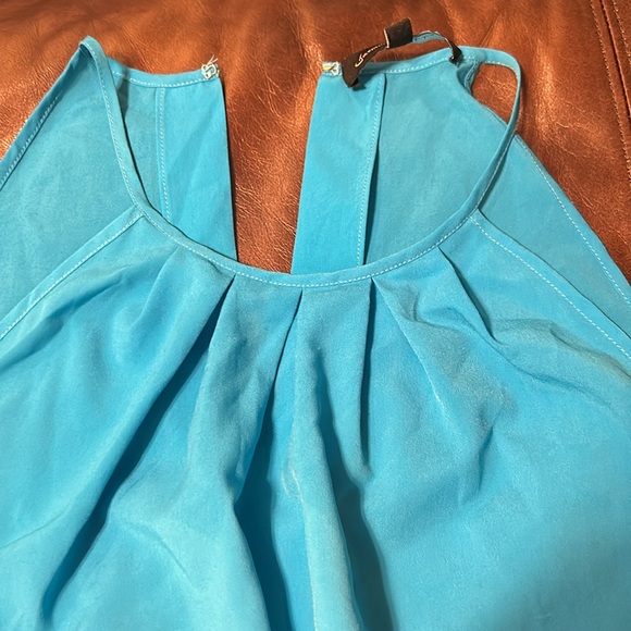 Turquoise short silk-like jumper with tie string waist, size 2 - Picture 3 of 7